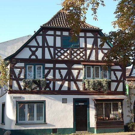 Hotel Gruener Baum Bretzenheim エクステリア 写真